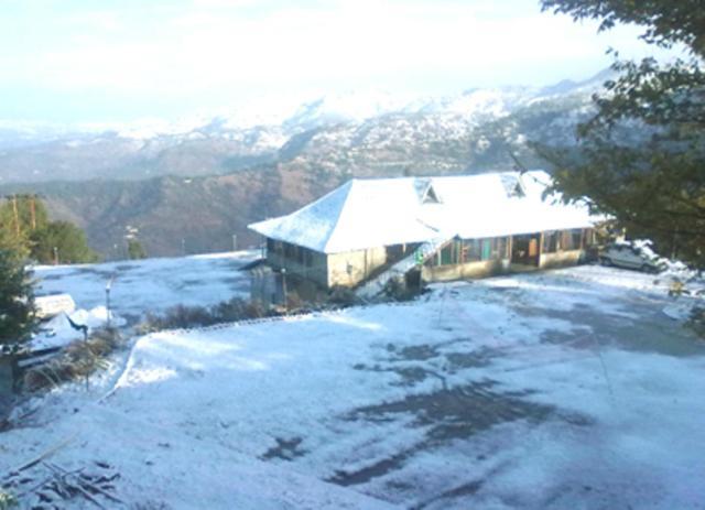 Oyo 43476 Vatika Resort Σίμλα Εξωτερικό φωτογραφία