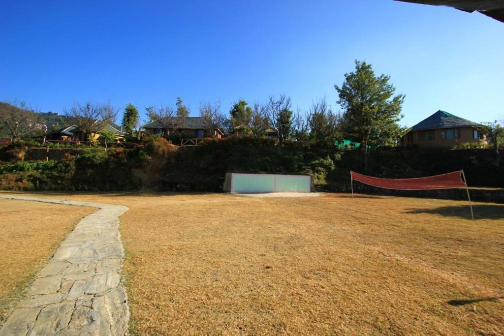 Oyo 43476 Vatika Resort Σίμλα Εξωτερικό φωτογραφία